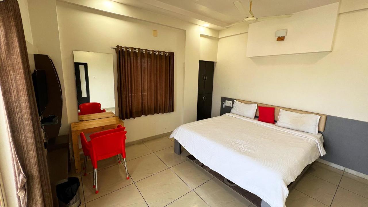 The Gir Harmony Hotel Sasan Gir Bagian luar foto